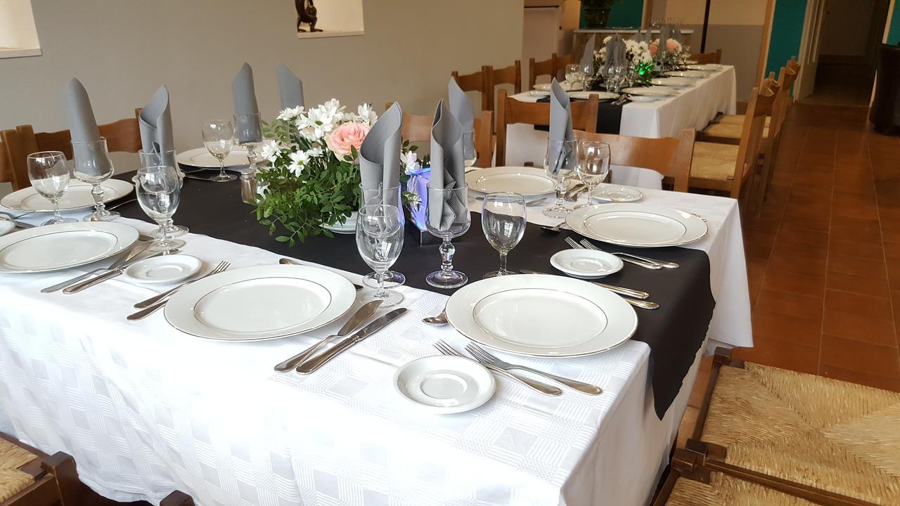 Hotel Restaurant Les 3 Chenes Fréjus Exteriér fotografie